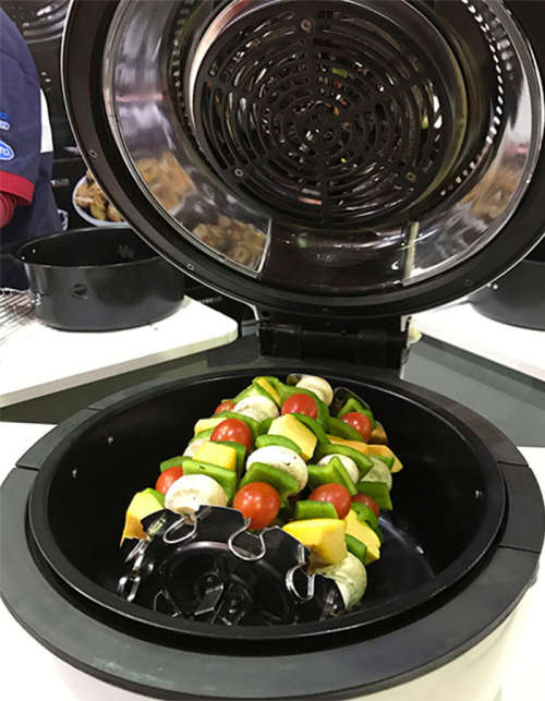 Other Small Appliances FryAir 10L Air fryer Oil Free Cooking was listed for 3 895.00 on 2 Sep at 20 01 by bautec in Johannesburg ID 428336250