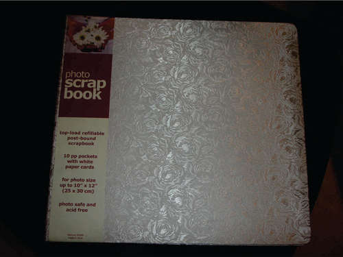 Albums Scrapbook 10"x12"  25x30cm  Top load - 10 pages - white embossed fabric cover