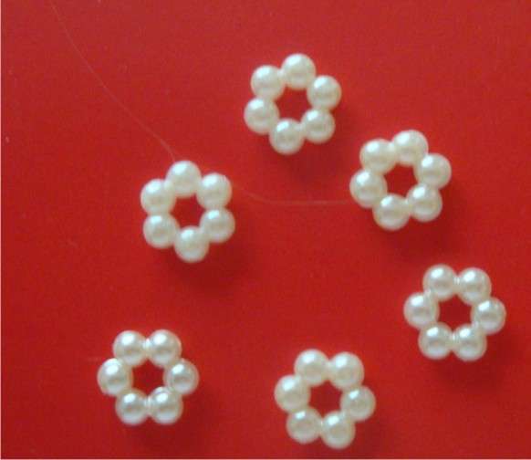 Embellishments - Small Cream coloured circles (Pearl finish)