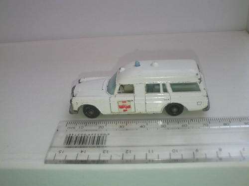 Matchbox Regular Wheels Mercedes Ambulance Lesney England #3c