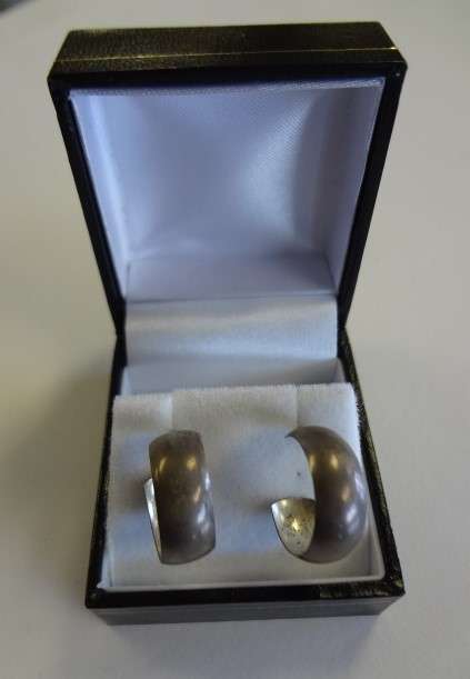 Costume jewellery earrings - @ CRAZY R1 start