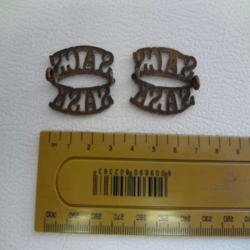 Pair of SA Corps of Signals Shoulder Titles as per photo