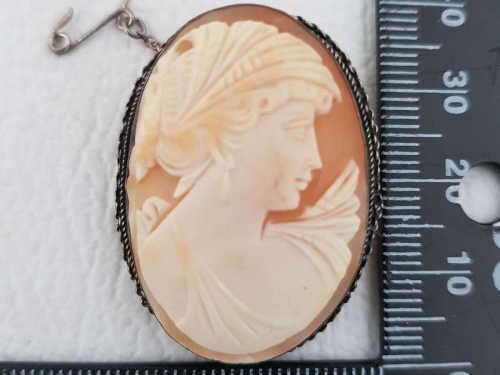 German Silver Cameo Brooch/Pendant 7.8g in Original Box as per photo