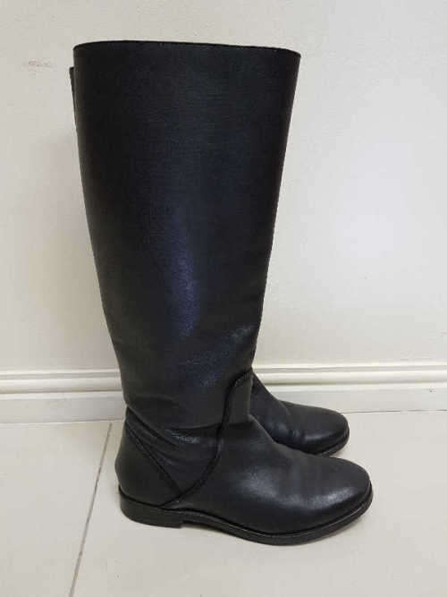 Genuine Leather Trenery Ladies Boots PRICE REDUCED as per photo