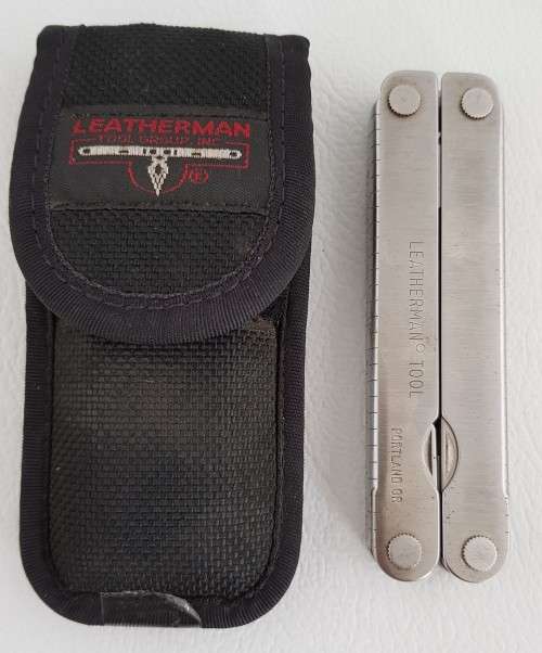 Leatherman Multi tool in pouch as per photo