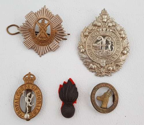 Lot of 12 Assorted British Badges as per photo