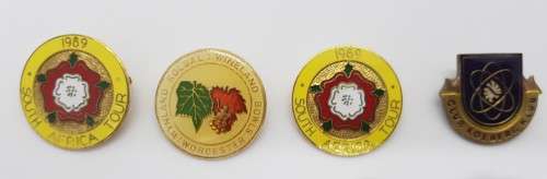 Lot of 14 bowling badges as per photo
