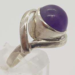 925 Sterling Silver Ring with Purple Stone weight 4,9g as per photo