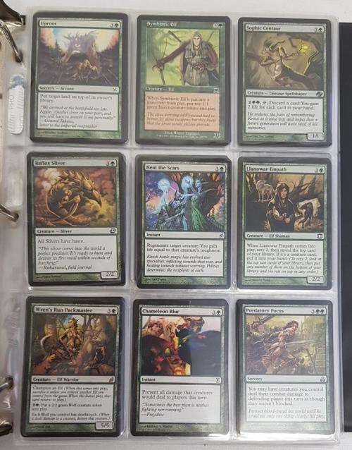 Lot of 1200+ Magic the Gathering Trading Cards in 2 Albums as per photo