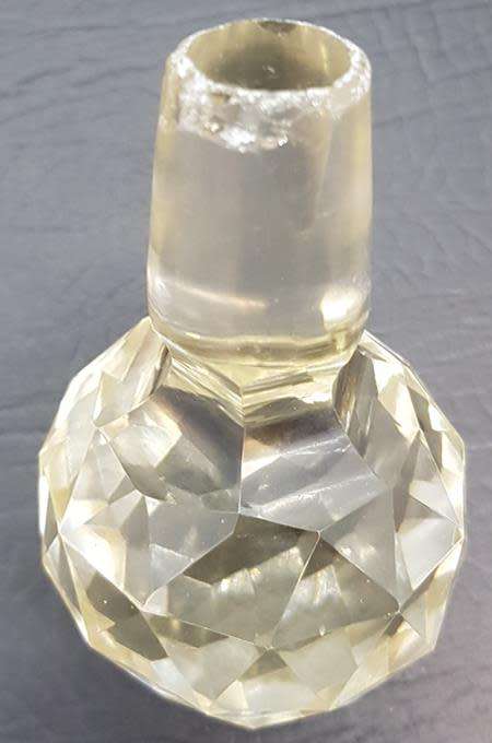 Vintage Oak Tantalus with 3 Cut Glass Decanters, incl key - 2 decanters has some chips as per photo