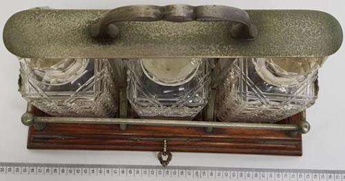 Vintage Oak Tantalus with 3 Cut Glass Decanters, incl key - 2 decanters has some chips as per photo