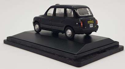 London Taxi Model Car made by Oxford Diecast scale 1:72 as per photo