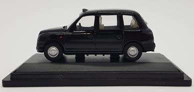 London Taxi Model Car made by Oxford Diecast scale 1:72 as per photo