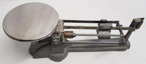 Vintage OHAUS triple beam balance scale as per photo