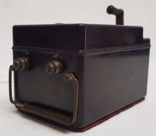 WWII Military BAKELITE Minor Insulator Tester in wooden case as per photo