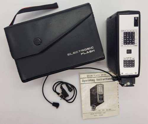 Nissin Flash FC40 in original case as per photo