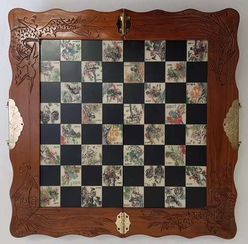 Vintage High Class Chinese Chess set with Faux Jade and Faux Ivory pieces - as per photo