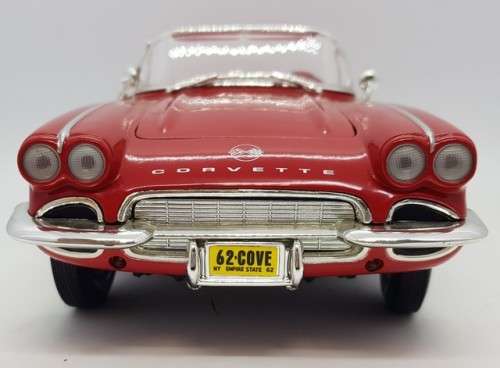 1962 Corvette Spider ERTL model car as per photo