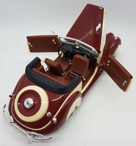1937 BMW 327 Cabriolet Giuloy model car as per photo
