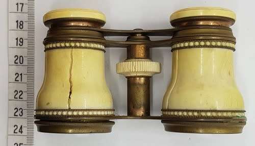 18th Century Antique Opera Binoculars in Leather case as per photo