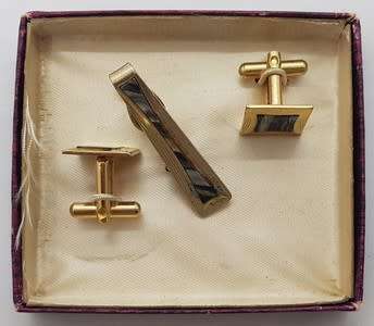 Vintage Pair of Cufflinks and Tie Pin as per photo
