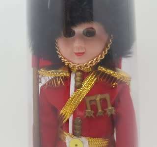 Handmade Souvenir British Queen`s Guard in original packaging as per photo