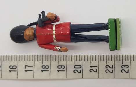 British Queen`s Guard Lead Figurine with machine gun as per photo