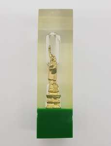 Hourglass with Statue of Liberty (miniature) as per photo