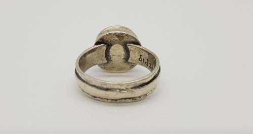 925 Sterling Silver Ring weight 7.1g size P as per photo