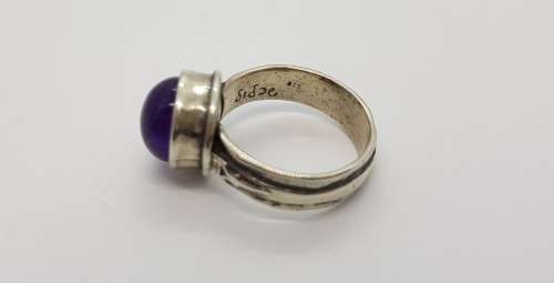 925 Sterling Silver Ring weight 7.1g size P as per photo