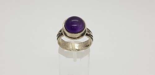 925 Sterling Silver Ring weight 7.1g size P as per photo
