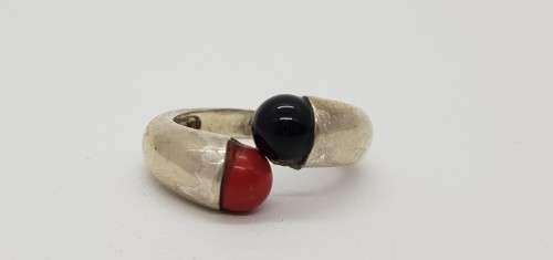 925 Sterling Silver Ring weight 7.3g size Q as per photo