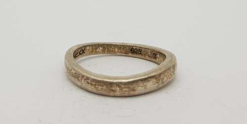 925 Sterling Silver Ring weight 3.1g size M as per photo