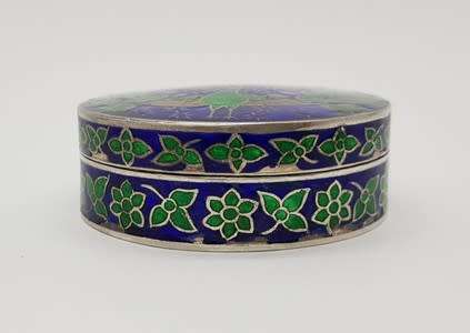 Vintage Sterling Silver Enamelled Trinket Box height 2cm weight 52g as per photo