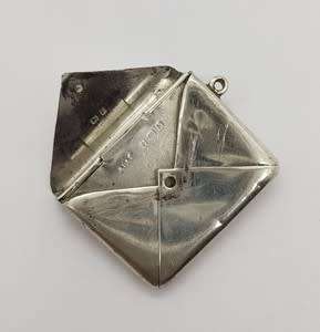 Antique Sterling Silver Hallmarked ALLd Birmingham Stamp Case weight 4g (23x29cm) as per photo