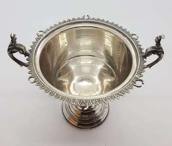 800 Silver German/Italian Emoire Style Sugar Bowl weight 130g height 11.5cm diameter 10cm