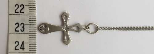925 Sterling Silver Chain with Cross Pendant weight 2.7g as per photo