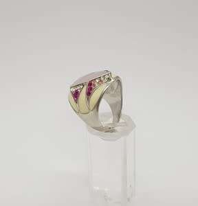925 Sterling Silver Ladies Ring with Pink Stone weight 9.1g as per photo