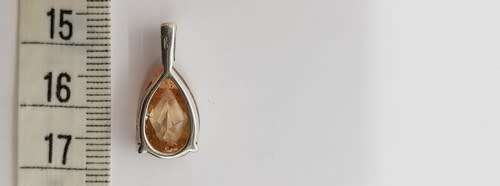 Sterling Silver Pendant Peach Coloured Pear-Shaped Stone Beautiful Facets weight 3.3g as per photo