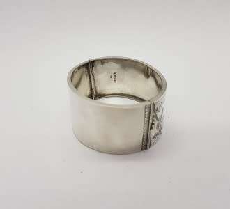 Sterling Silver Antique English Victorian Engraved Bangle Hallmarked weight 26g in box as per photo