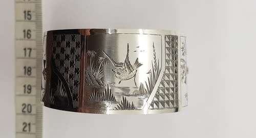 Sterling Silver Antique English Victorian Engraved Bangle Hallmarked weight 26g in box as per photo
