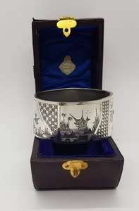 Sterling Silver Antique English Victorian Engraved Bangle Hallmarked weight 26g in box as per photo