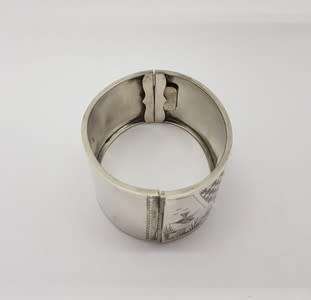 Sterling Silver Antique English Victorian Engraved Bangle Hallmarked weight 26g in box as per photo