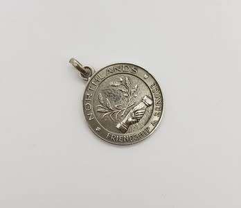 Northlands Friendship and Service Medal Pendant Stamped 900 weight 7.4g as per photo