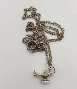 925 Sterling Silver Vintage Lantern Pendant and Chain weight 4.3g as per photo