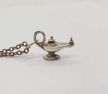 925 Sterling Silver Vintage Lantern Pendant and Chain weight 4.3g as per photo