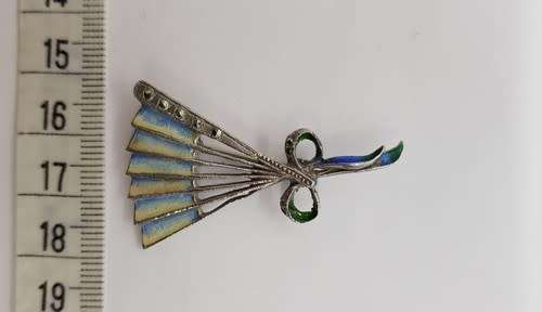 835 European Silver Marcasite and Enamel Brooch weight 5.2g as per photo