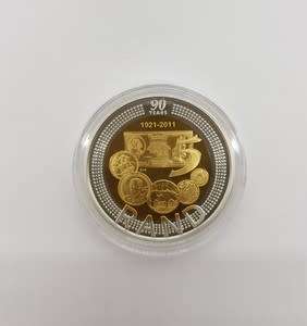 2011 SA Bi-Metal R5 Coin In Box  as per photo