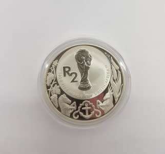 2010 SA Fifa World Cup Silver R2 Commerative Coin in box as per photo