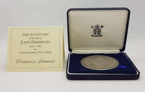 1693-1993 Tercentenary of the birth of John Harris Silver Medal weight 152g as per photo